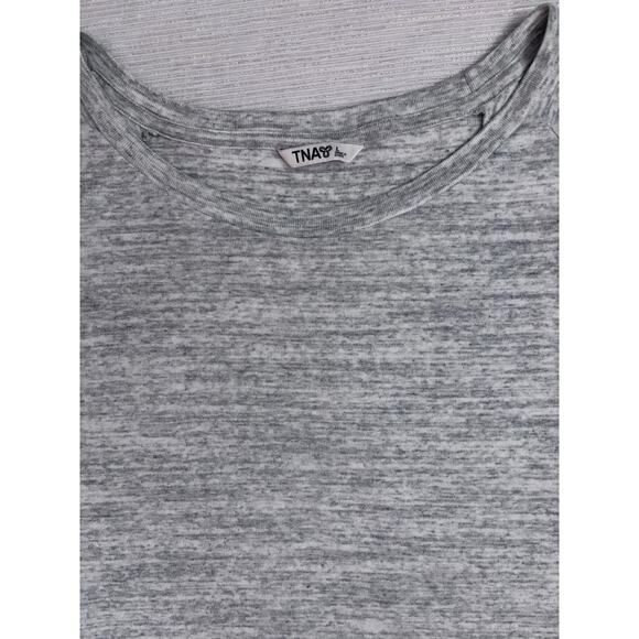 TNA Ladies Large Heather Gray Boat Neck Lightweight Athletic Top Off Shoulder - Picture 9 of 12